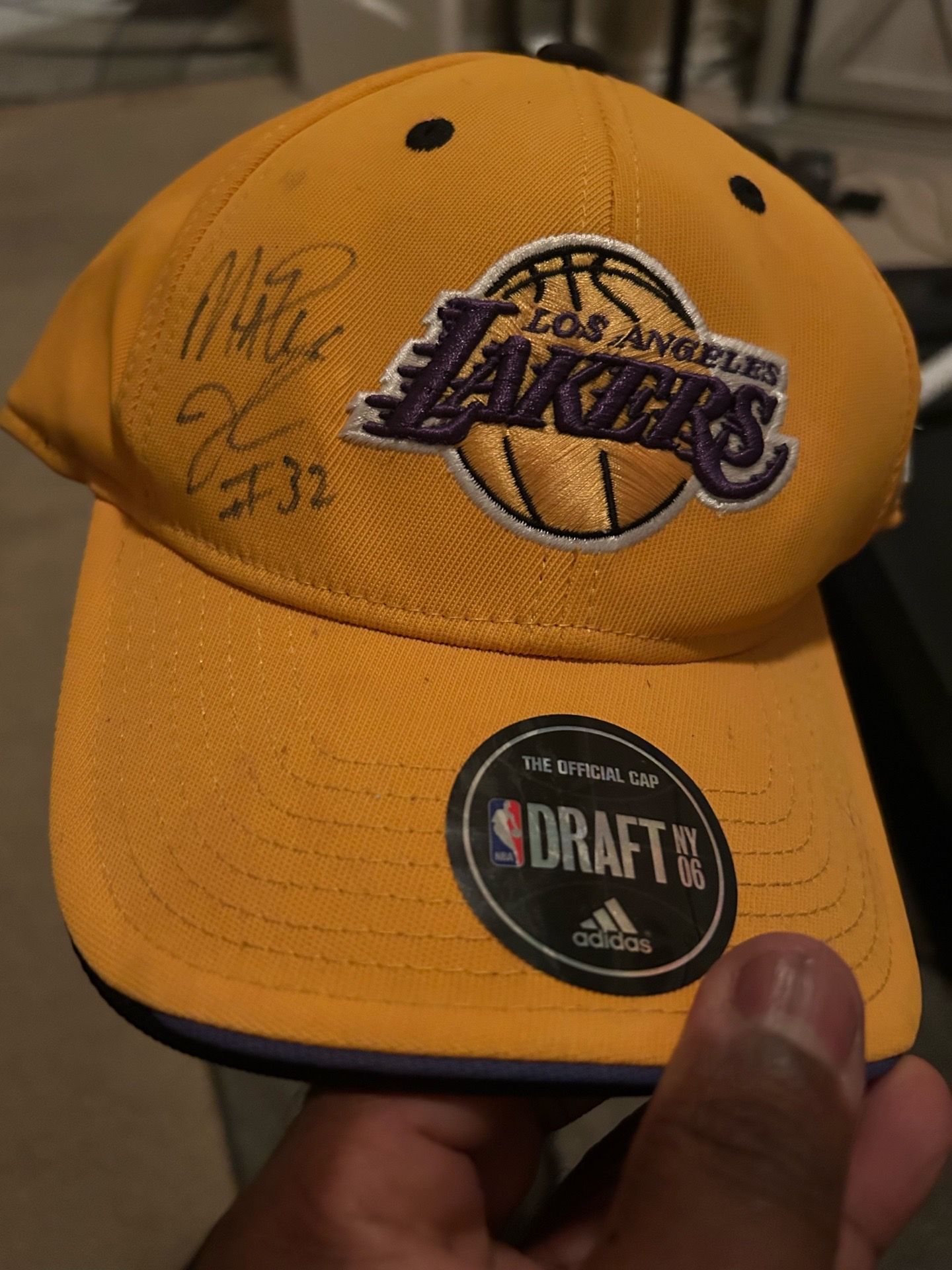 Magic Johnson Authentic Signed Basketball Hat (MAKE AN OFFER)
