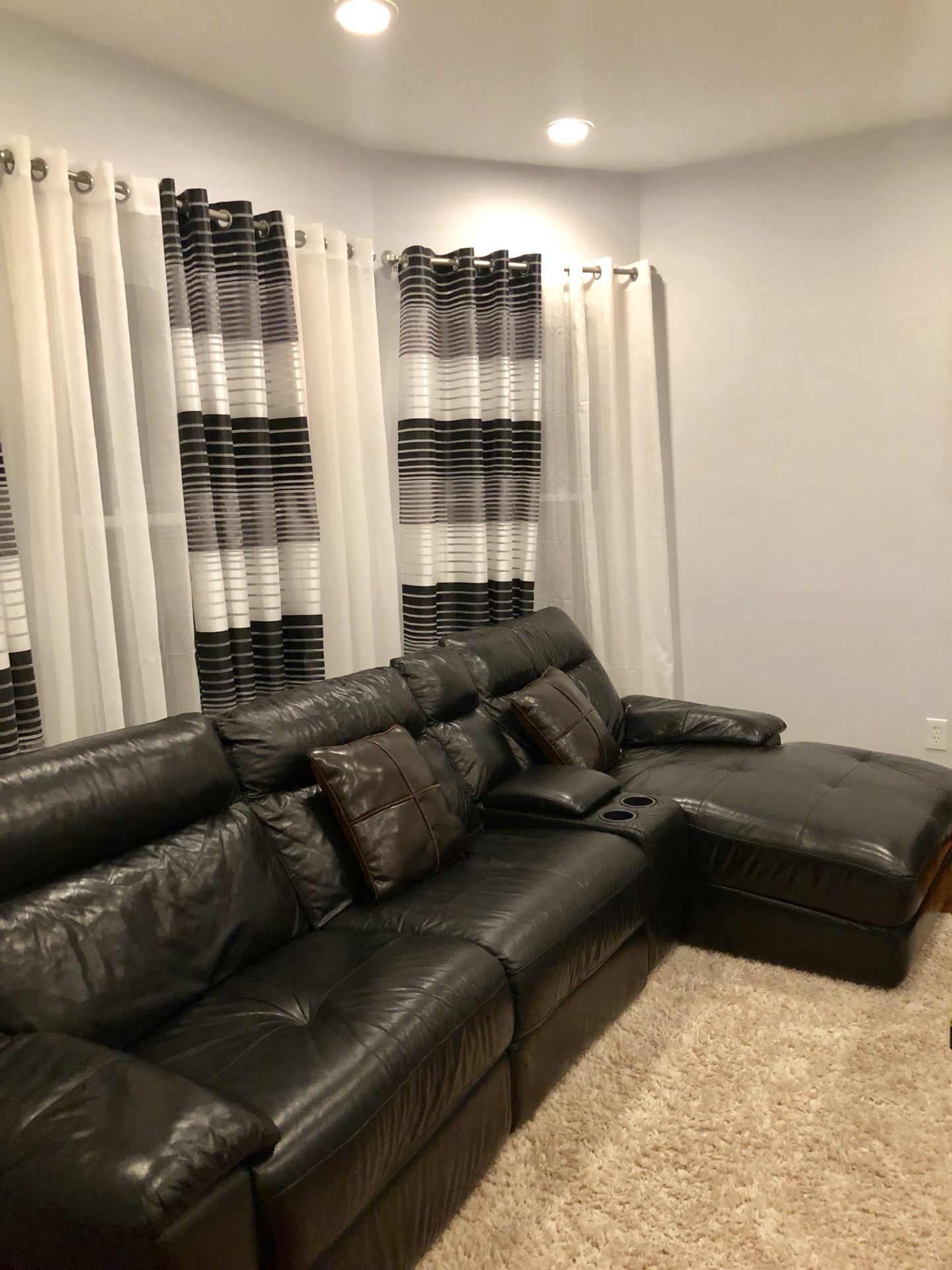 Black Leather Sectional Recliner