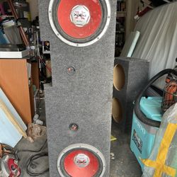 2 12’S Subwoofers W/Box
