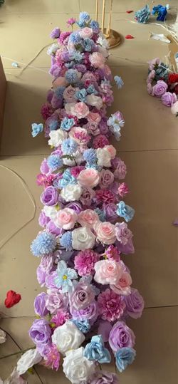 Long Row Artificial Flowers for Wedding, Birthday, Conference, Exhibition Hall Window