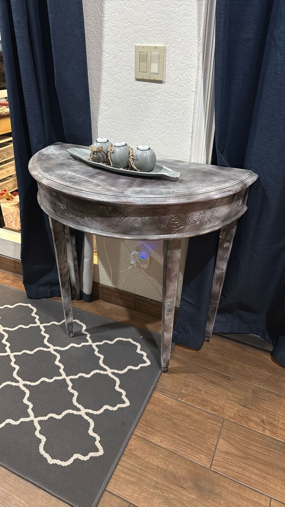 Vintage entry table