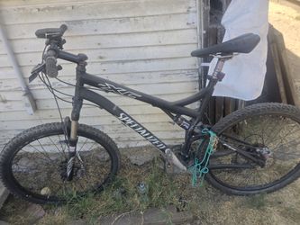 FSR XC full-suspension mountain bike