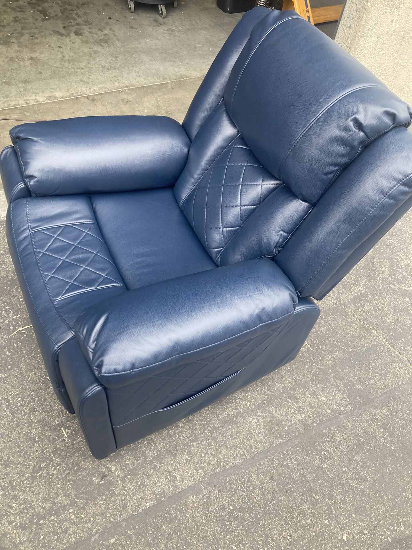 Blue Power Lift/recliner NEW