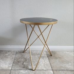 End Table NEW