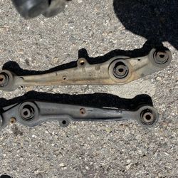 94-01 Acura Integra OEM Rear Lower Control Arms