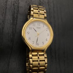 Seiko V701-6K09 Watch