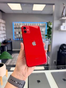 iPhone 11 Unlocked red 64Gb good condition