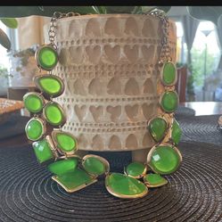 Green Fashion Necklace