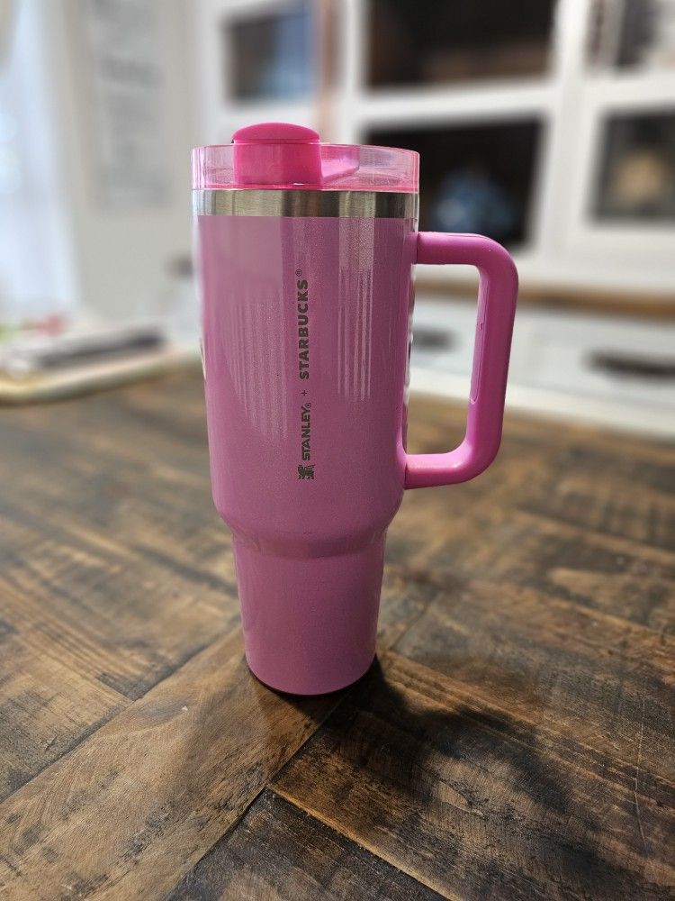 40 Oz Pink Starbucks Stanley