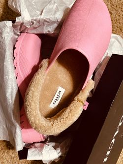 Coach Lola Clogs in pink