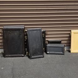 Solid oak Kitchen Cabinet doors in good condition 