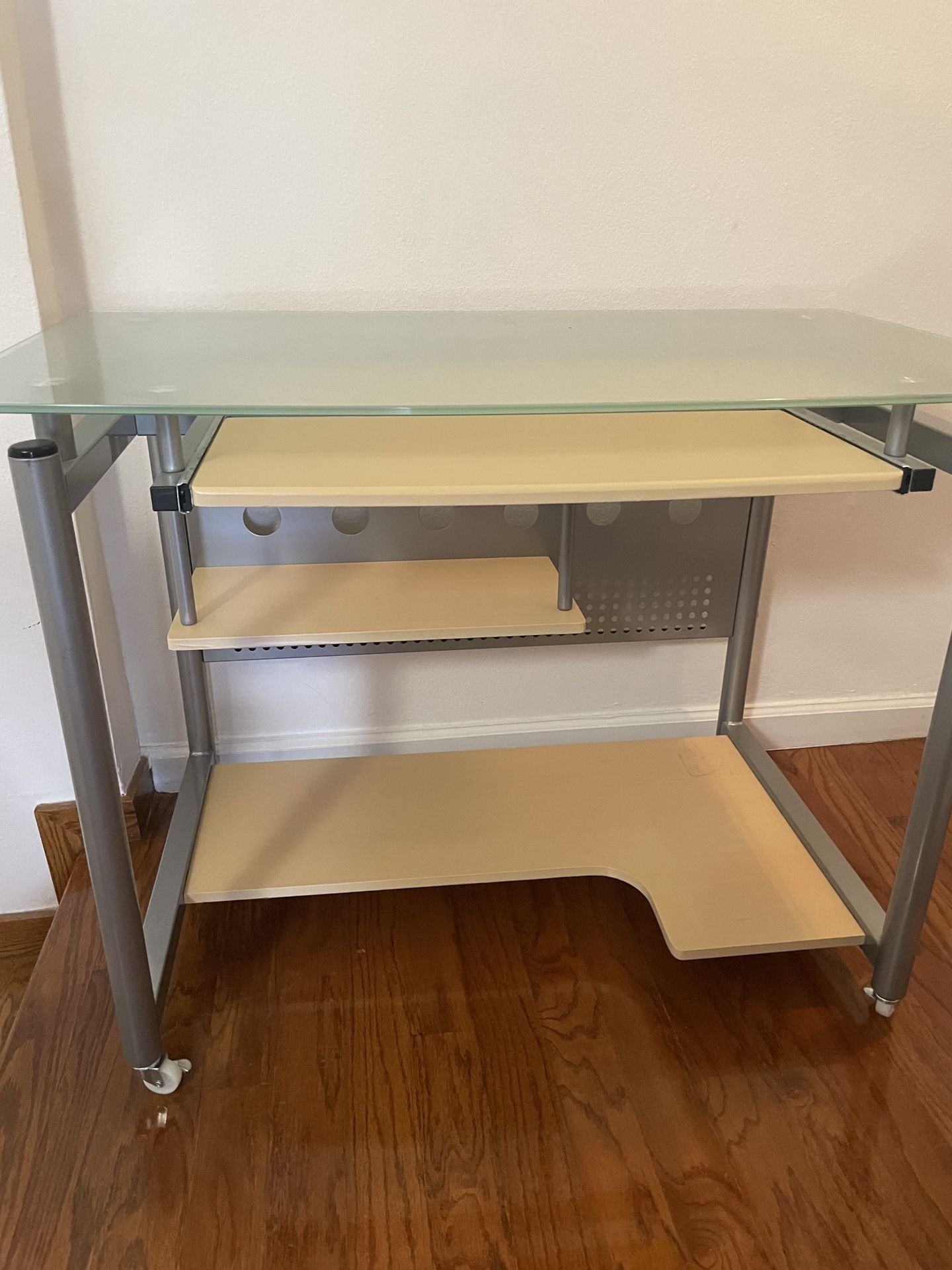 Computer Desk Table - Cheap - Like New - Only $50!!!