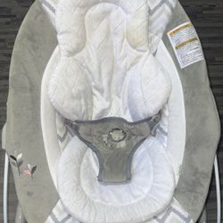 Baby bouncer 