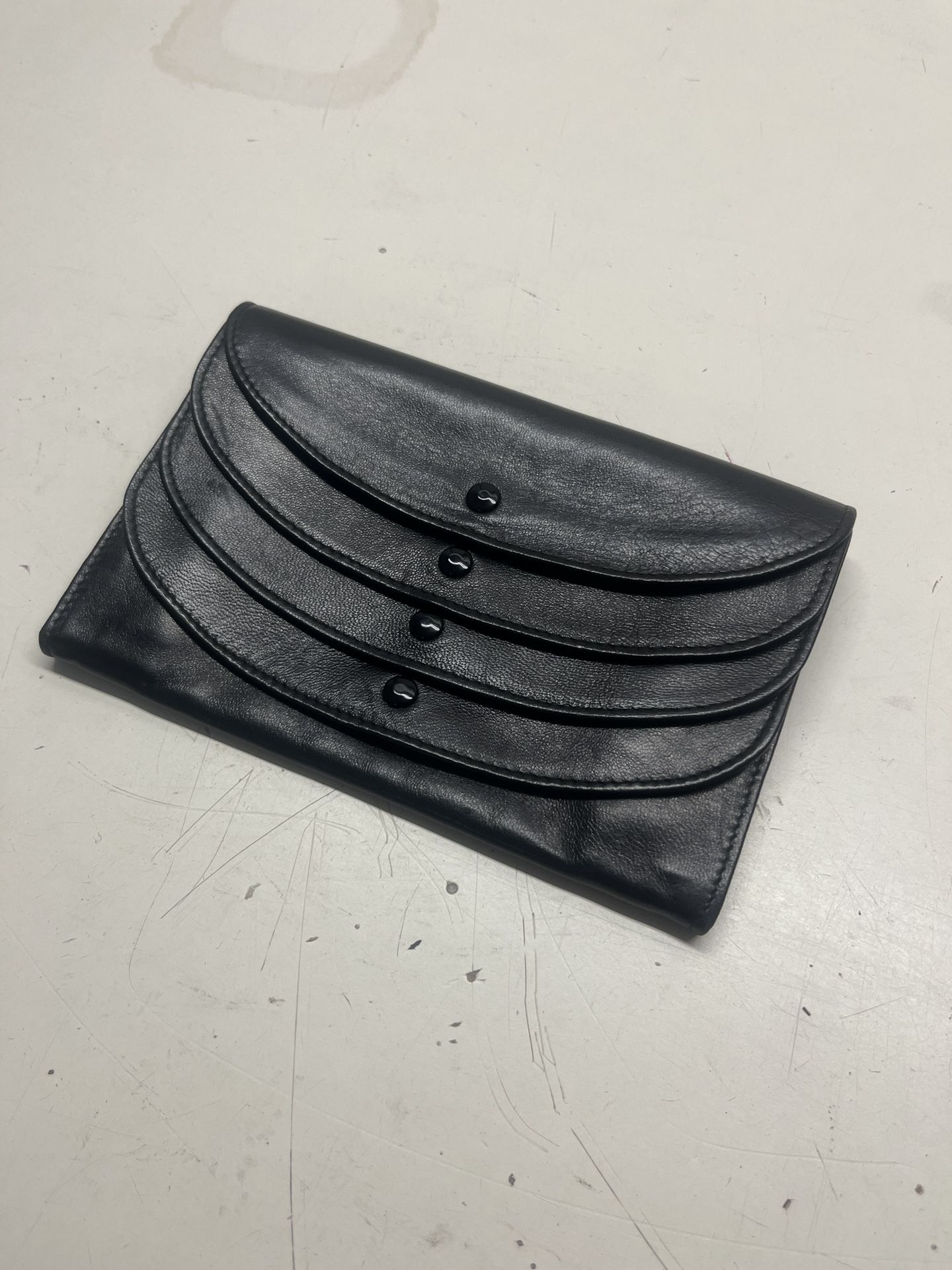 Bottega Veneta Black Lambskin Leather Four Compartment Women's Envelope Wallet
