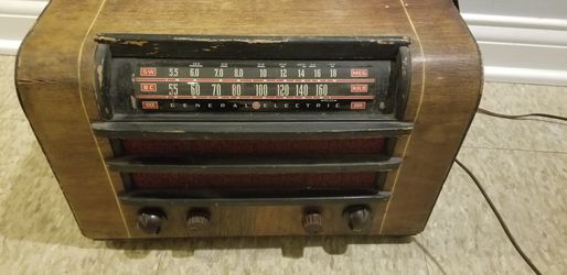 General Electric Radio l-630