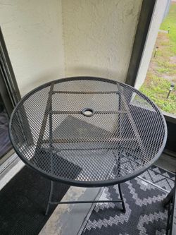 Outdoor table