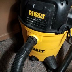 Dewalt Wet&Dry Vacuum  Used Twice 