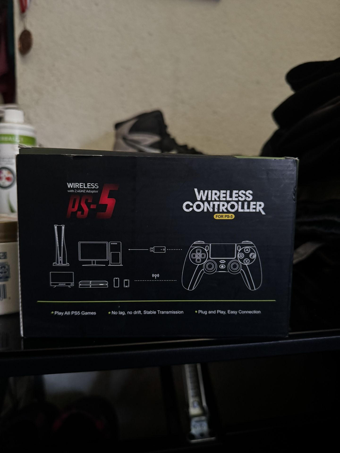 PS4 Controller