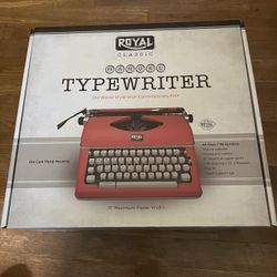ROYAL CLASSIC manual typewriter