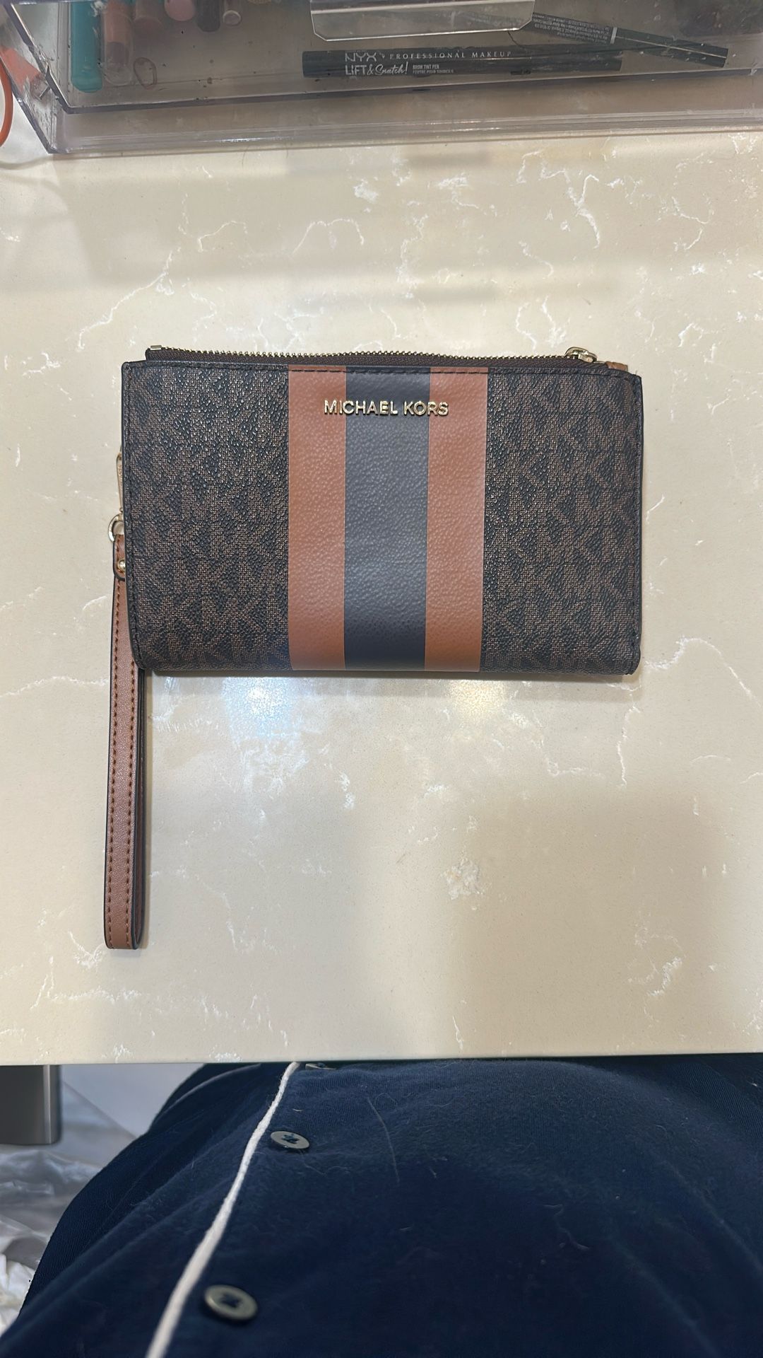 Michael Kors Adele Logo Smartphone Wallet