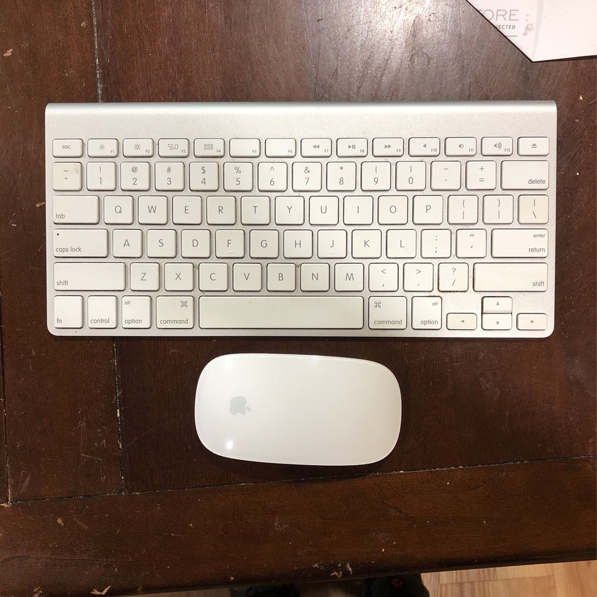 Apple Gen 1 Bluetooth Mouse And Keyboard