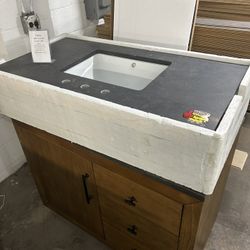 Brand New Bathroom Vanity’s 