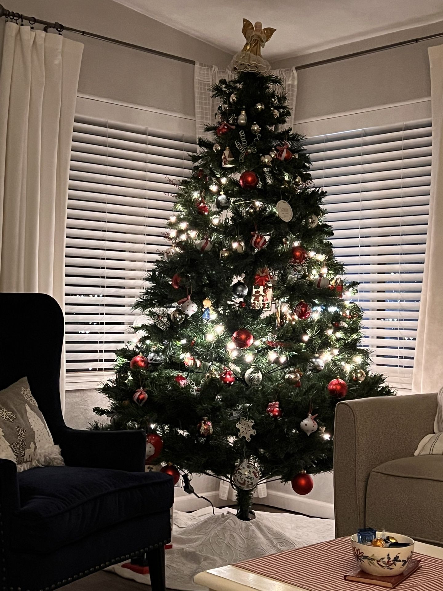 FREE Christmas Tree!🎄 