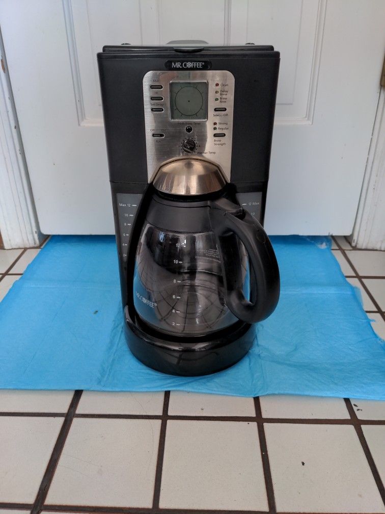 Mr. Coffee - Programmable 12 Cup Coffee Maker  Model FTX43