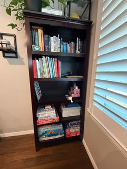 6’ Tall Bookshelf
