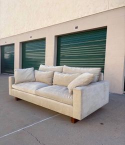 West elm Harmony Couch 🛻Delivery Available🛻