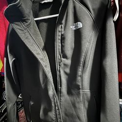 Northface Women Jacket Medium Great Condition 60$