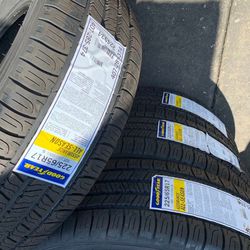 225/65r17 Goodyear Set of New Tires