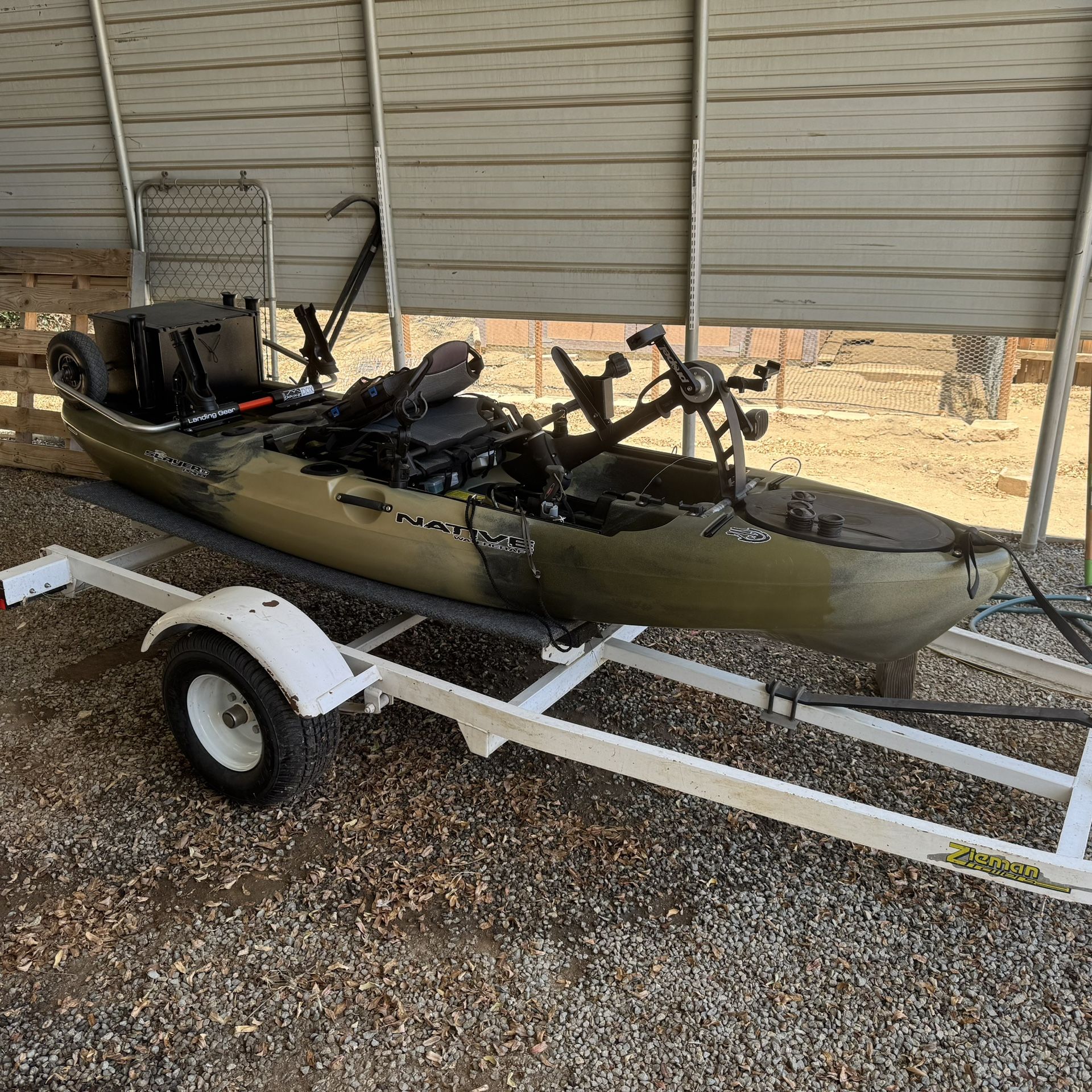 Native Watercraft Slayer Propel 10 Kayak