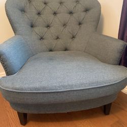 Accent chair
