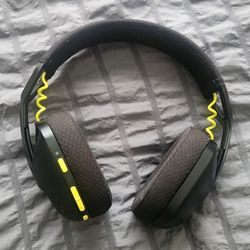 Logitech G435 Wireless Headset For PC And Ps5