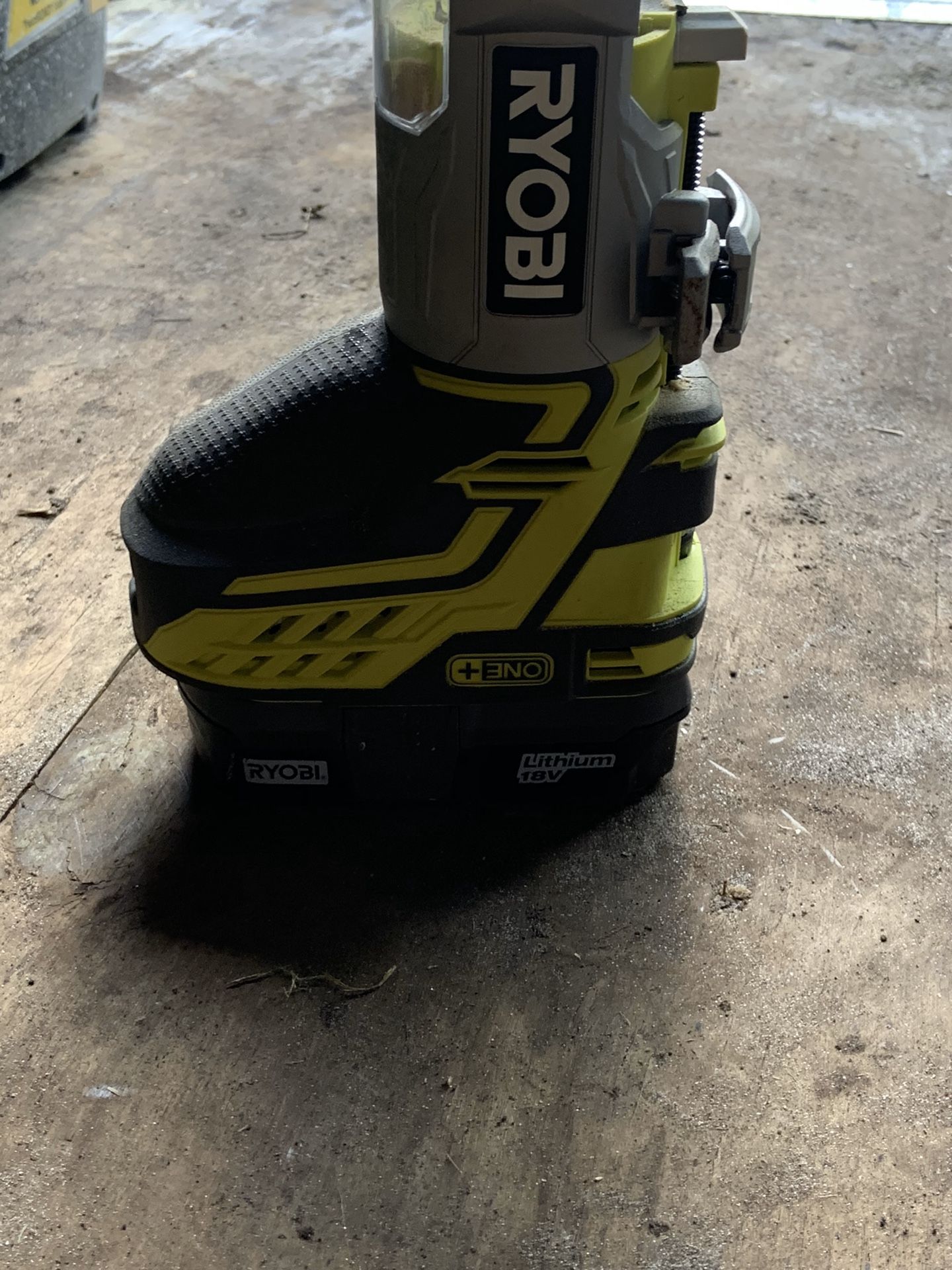 Ryobi 18v Palm Router