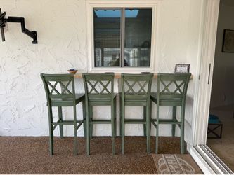 Wood high barstools set