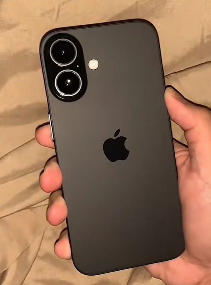 Phone 16