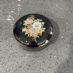 Joyner de porcelana