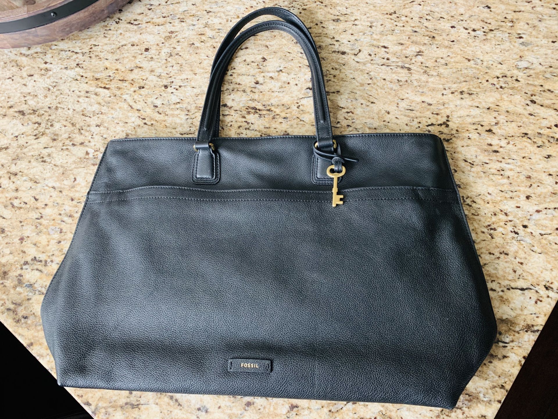 New Fossil Brand Soft Black Leather Tote Bag