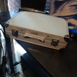 Intec Carrying case