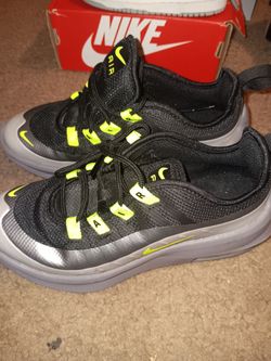Nike air max size 1 Y