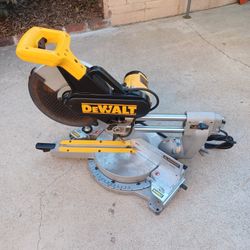 Dewalt Sliding  Double Bevel Mitter Saw.