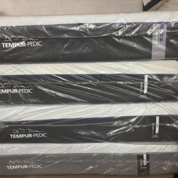 Tempur-Pedic TEMPUR-LuxeAdapt Soft Queen
