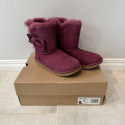 Girls UGG Boots - Size Youth 2