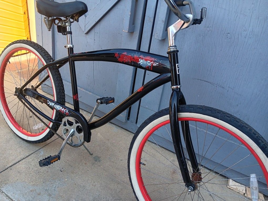 Db.      Beach Cruiser.        26"tires 