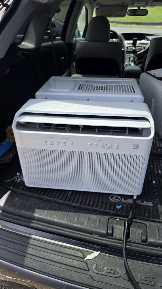 Midea MAW12AV1QWT-C U Shaped 12000 BTU Smart Inverter Window AC