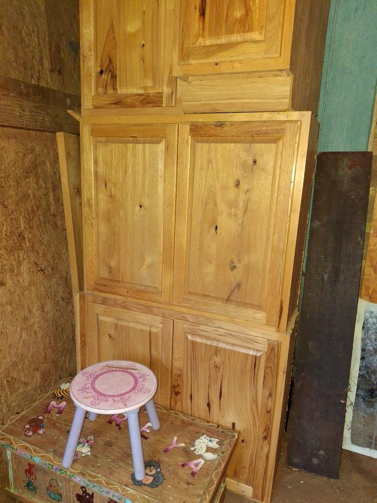6 Brown Kitchen CABINET S