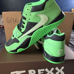 Jordan CJ1 T-Rexx

Travis Scott Green Spark