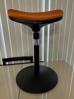 The Crescent Saddle Stool by UPLIFT Desk 